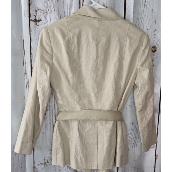 NWT New York & Company Stretch Women's Khaki Two Button Blazer size 0 - Picture 3 of 8